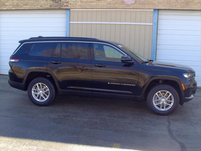 2025 Jeep Grand Cherokee GRAND CHEROKEE L LAREDO X 4X4