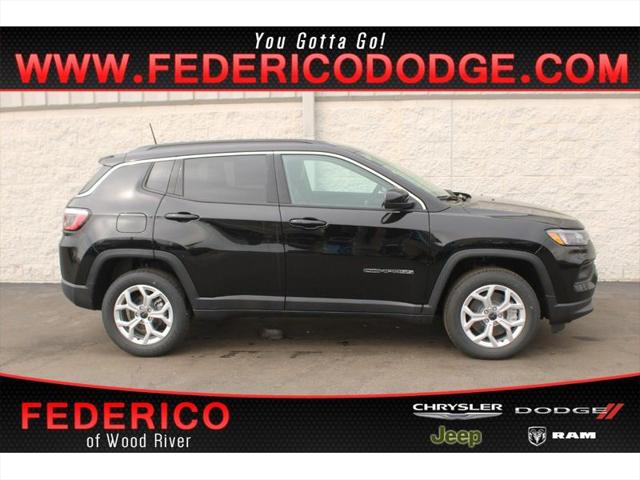 2025 Jeep Compass COMPASS LATITUDE 4X4