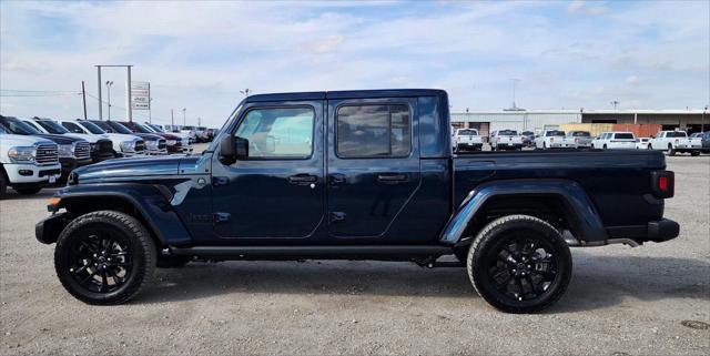 2025 Jeep Gladiator GLADIATOR NIGHTHAWK 4X4