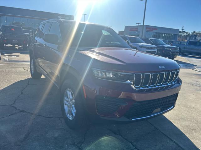 2025 Jeep Grand Cherokee GRAND CHEROKEE LAREDO 4X2