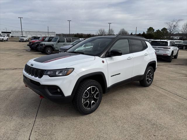 2025 Jeep Compass COMPASS TRAILHAWK 4X4