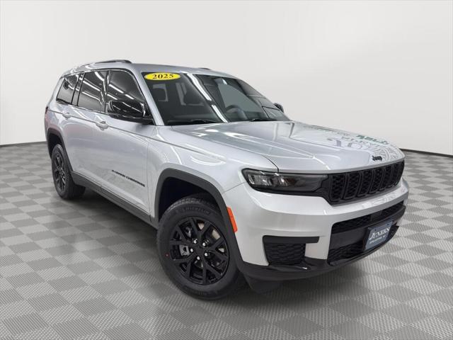 2025 Jeep Grand Cherokee GRAND CHEROKEE L ALTITUDE 4X4 2025 Jeep Grand Cherokee GRAND CHEROKEE L ALTITUDE 4X4