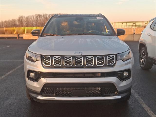 2025 Jeep Compass COMPASS LIMITED 4X4