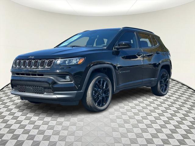 2025 Jeep Compass COMPASS LATITUDE 4X4