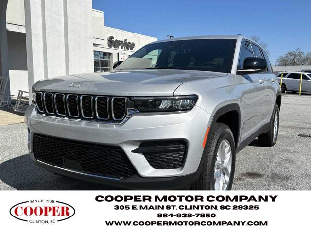 2025 Jeep Grand Cherokee GRAND CHEROKEE LAREDO X 4X2