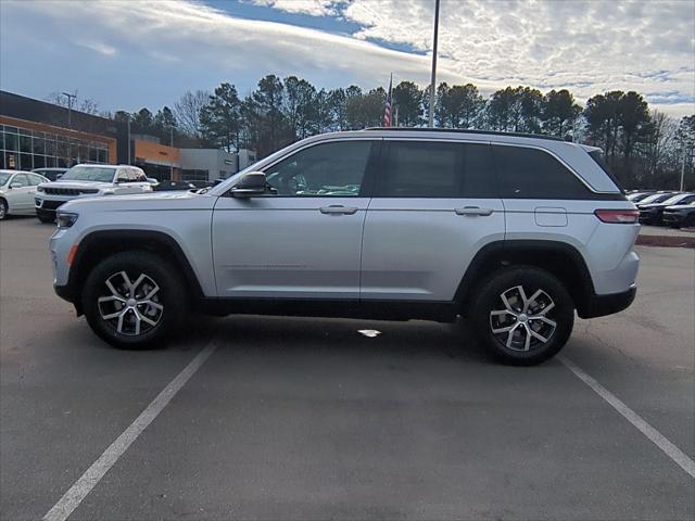 2025 Jeep Grand Cherokee GRAND CHEROKEE LIMITED 4X4