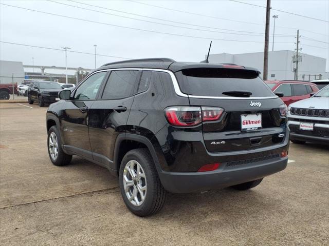 2025 Jeep Compass COMPASS LATITUDE 4X4