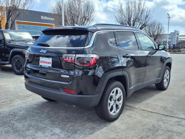 2025 Jeep Compass COMPASS LATITUDE 4X4
