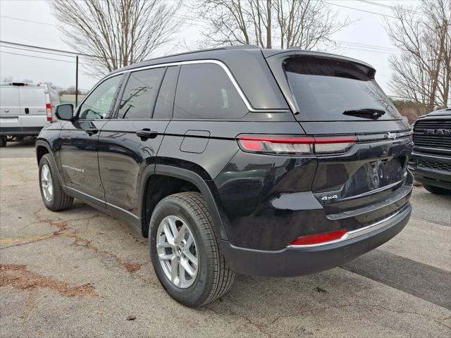 2025 Jeep Grand Cherokee GRAND CHEROKEE LAREDO X 4X4