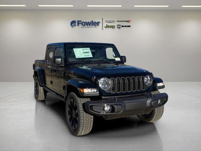 2025 Jeep Gladiator GLADIATOR NIGHTHAWK 4X4