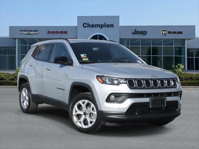 2025 Jeep Compass COMPASS LATITUDE 4X4