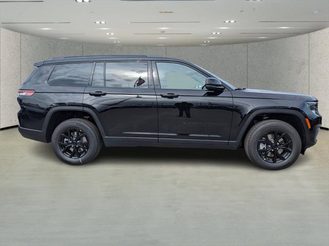 2025 Jeep Grand Cherokee GRAND CHEROKEE L ALTITUDE 4X2