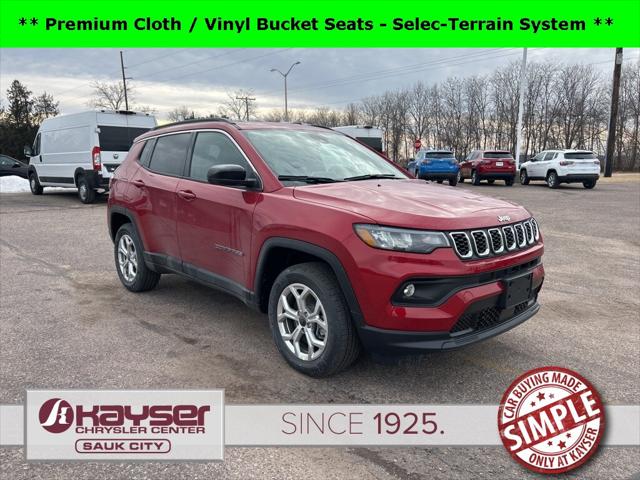 2025 Jeep Compass COMPASS LATITUDE 4X4