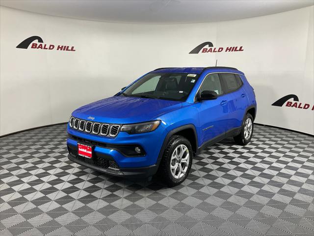 2025 Jeep Compass COMPASS LATITUDE 4X4