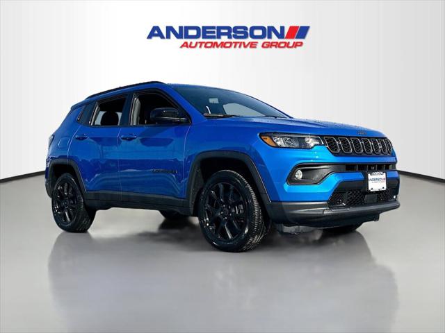 2025 Jeep Compass COMPASS LATITUDE 4X4