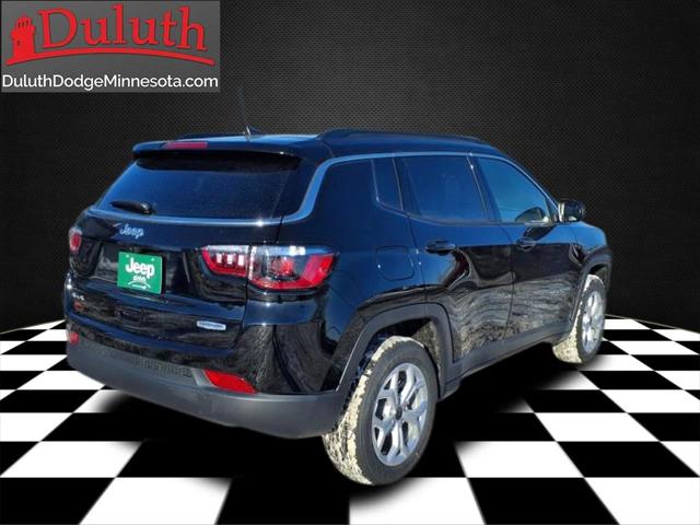 2025 Jeep Compass COMPASS LATITUDE 4X4