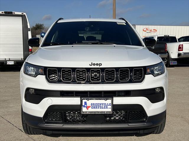 2025 Jeep Compass COMPASS LATITUDE 4X4