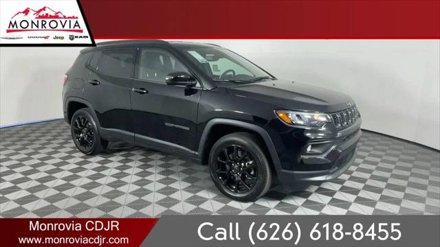 2025 Jeep Compass COMPASS LATITUDE 4X4