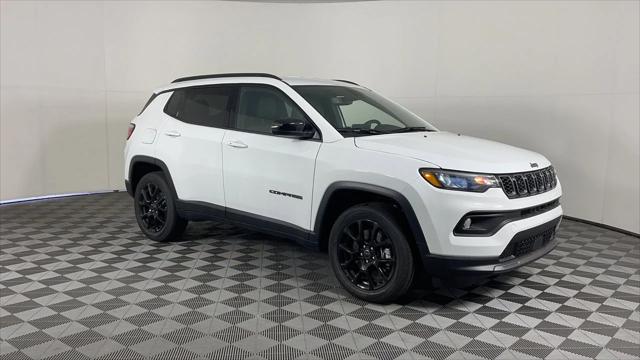 2025 Jeep Compass COMPASS LATITUDE 4X4