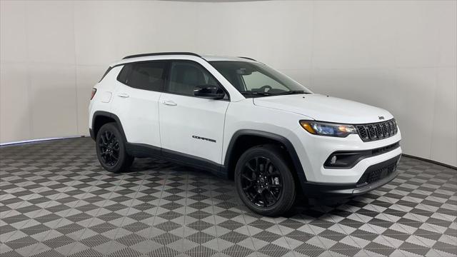 2025 Jeep Compass COMPASS LATITUDE 4X4
