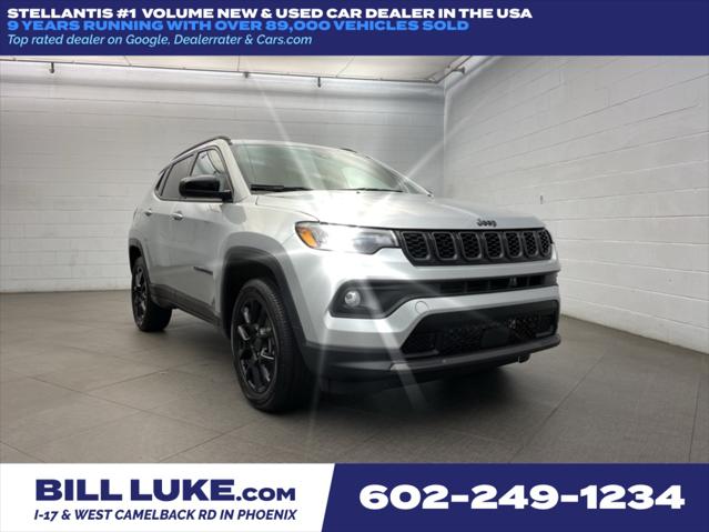 2025 Jeep Compass COMPASS LATITUDE 4X4