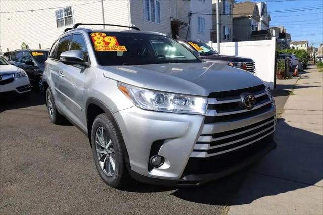 2019 Toyota Highlander SE for sale in Elizabeth, NJ