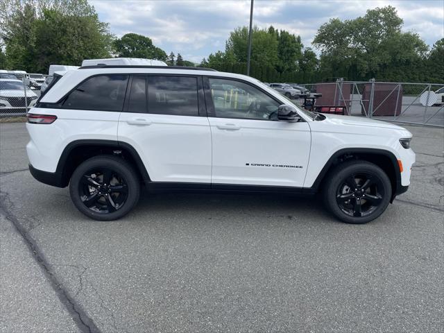 2025 Jeep Grand Cherokee GRAND CHEROKEE ALTITUDE X 4X4