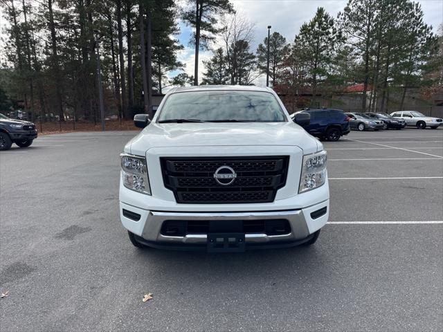 2023 Nissan TITAN Crew Cab SV 4x4 2023 Nissan TITAN Crew Cab SV 4x4