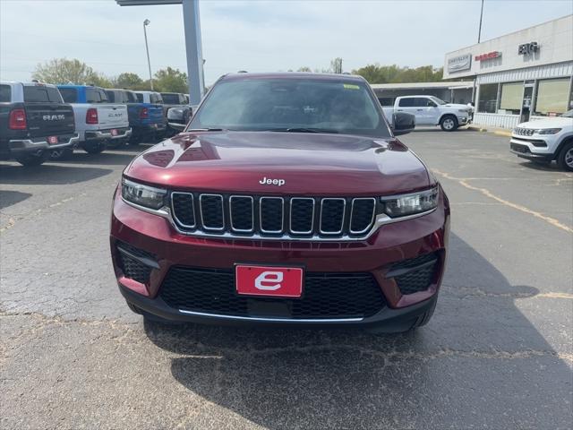 2025 Jeep Grand Cherokee GRAND CHEROKEE LAREDO X 4X2