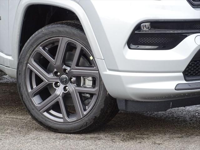 2025 Jeep Compass COMPASS LIMITED 4X4