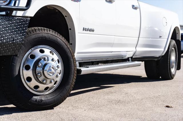 2022 RAM 3500 Laramie Crew Cab 4x4 8 Box