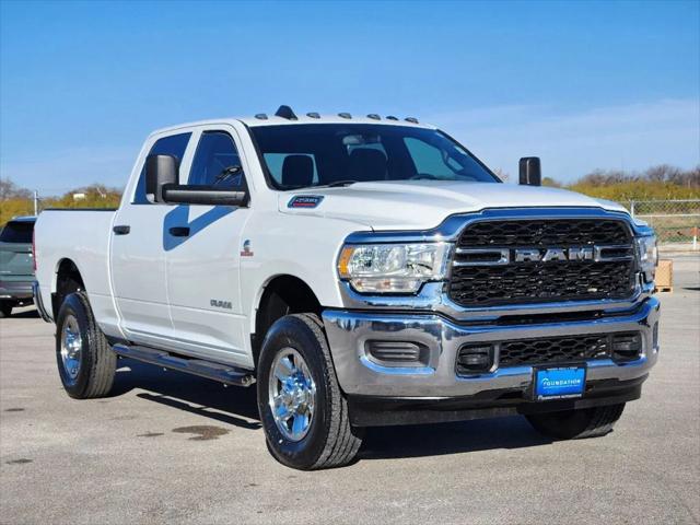 2022 RAM 2500 Tradesman Crew Cab 4x4 64 Box