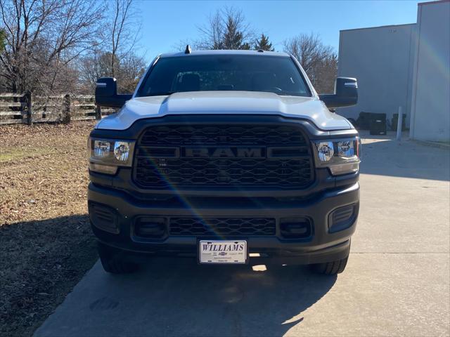 2023 RAM 2500 Tradesman Crew Cab 4x4 8 Box