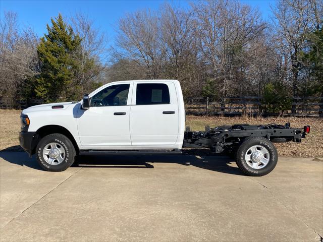 2023 RAM 2500 Tradesman Crew Cab 4x4 8 Box