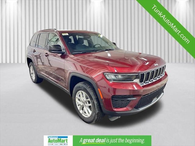 2025 Jeep Grand Cherokee GRAND CHEROKEE LAREDO X 4X4