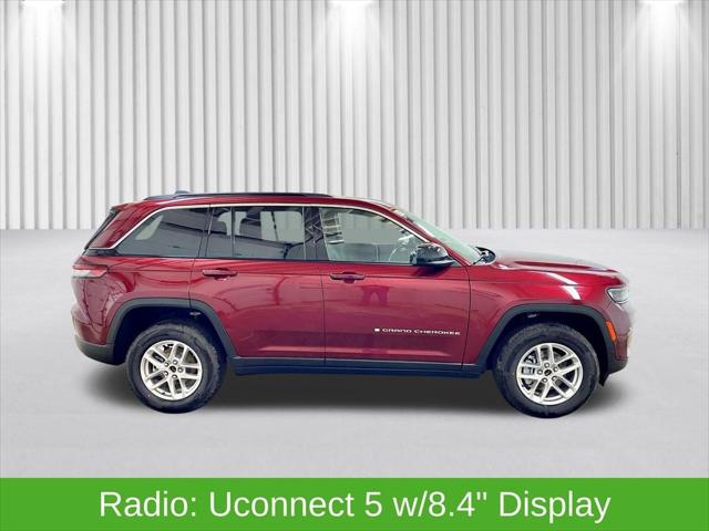 2025 Jeep Grand Cherokee GRAND CHEROKEE LAREDO X 4X4