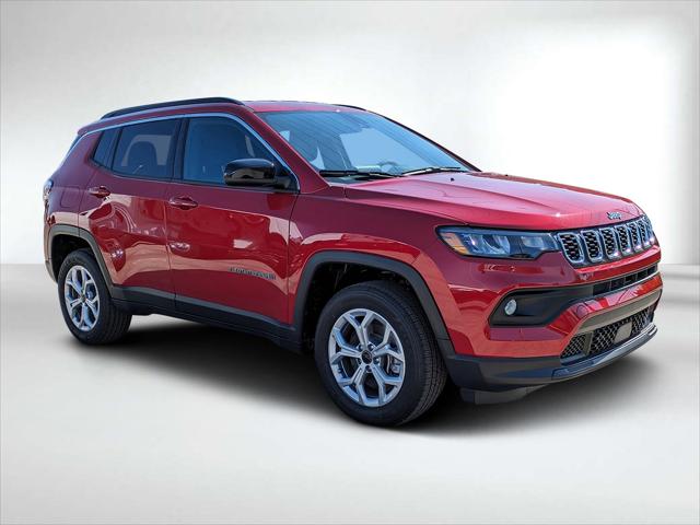 2025 Jeep Compass COMPASS LATITUDE 4X4