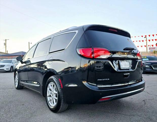 2020 Chrysler Pacifica Touring L