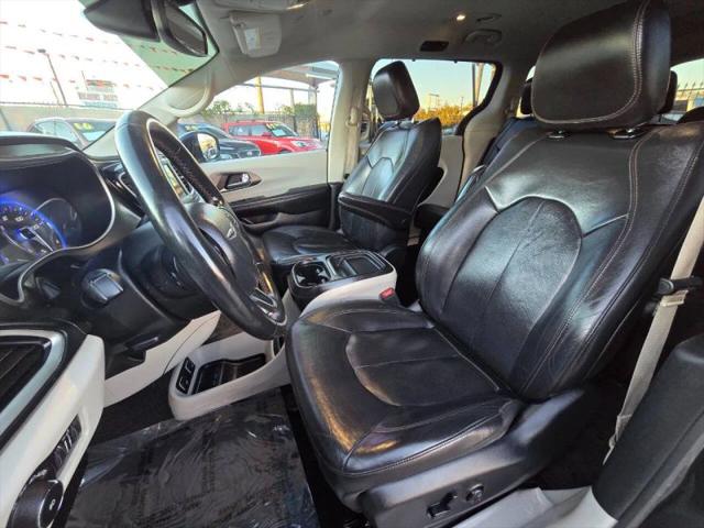 2020 Chrysler Pacifica Touring L