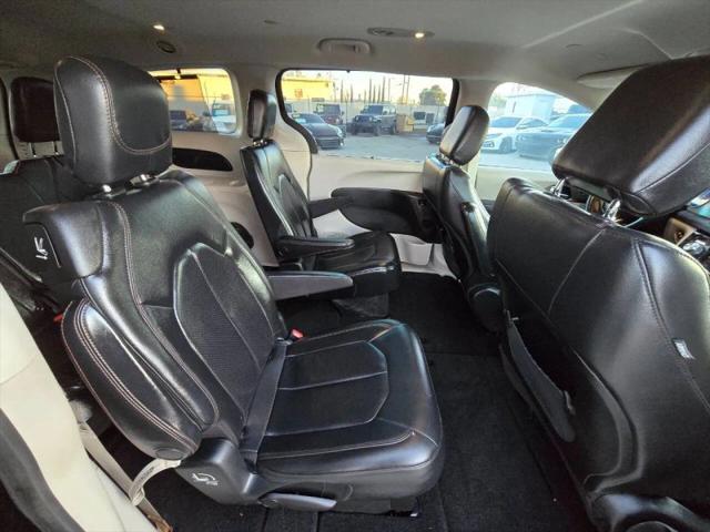 2020 Chrysler Pacifica Touring L