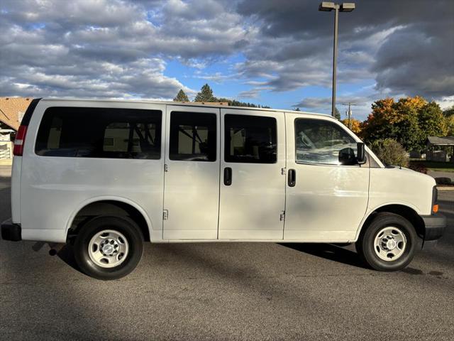 2017 Chevrolet Express LS