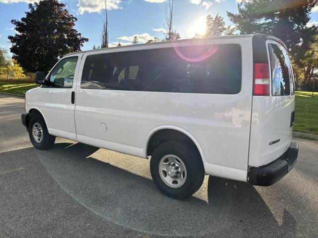 2017 Chevrolet Express LS