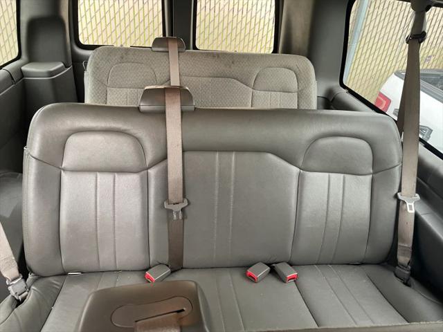 2017 Chevrolet Express LS