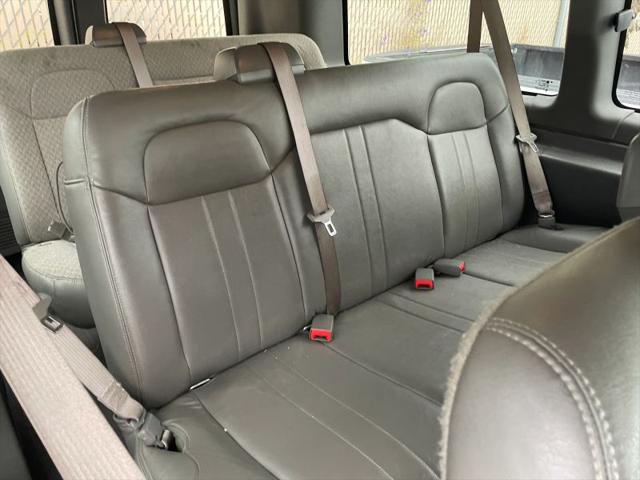 2017 Chevrolet Express LS