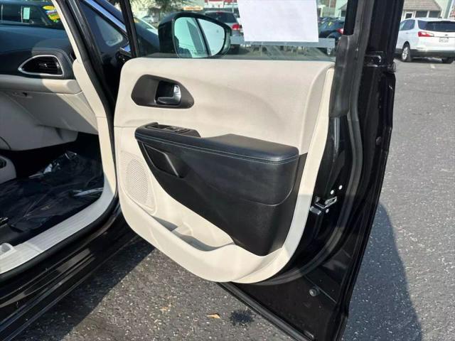 2021 Chrysler Pacifica Touring L