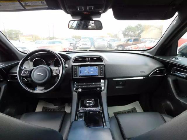 2018 Jaguar F-PACE 25t Premium