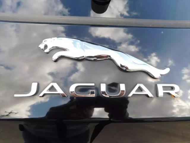 2018 Jaguar F-PACE 25t Premium
