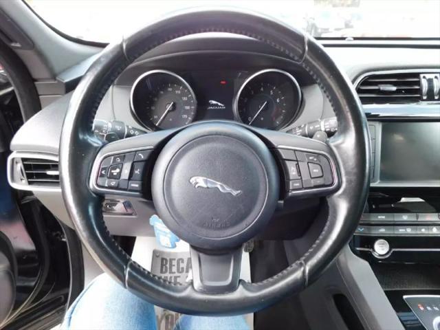 2018 Jaguar F-PACE 25t Premium
