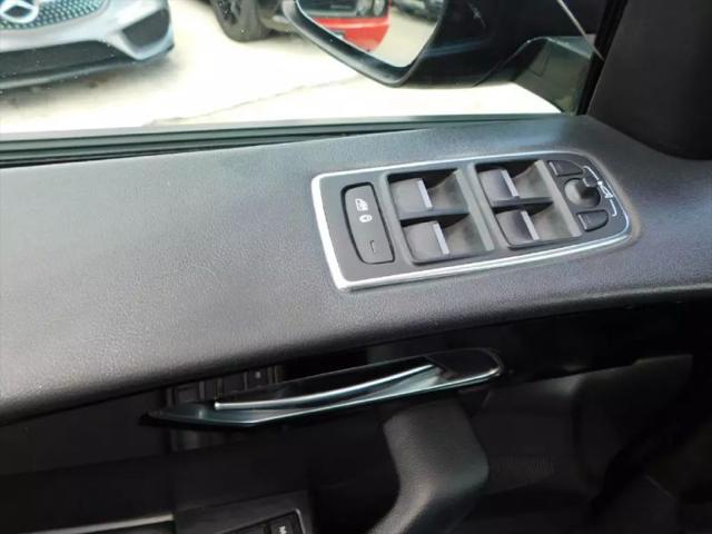 2018 Jaguar F-PACE 25t Premium