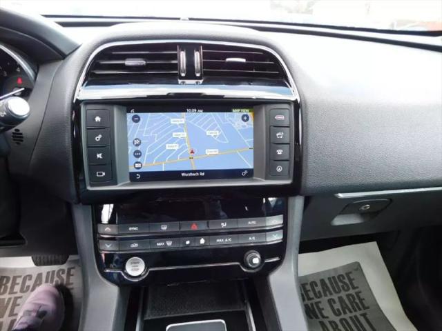 2018 Jaguar F-PACE 25t Premium